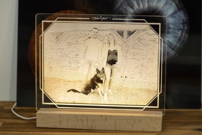lampe photo gravée spéciale saint valentin - maphotosurbois