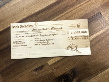 cheque en bois gravé - maphotosurbois - normandie